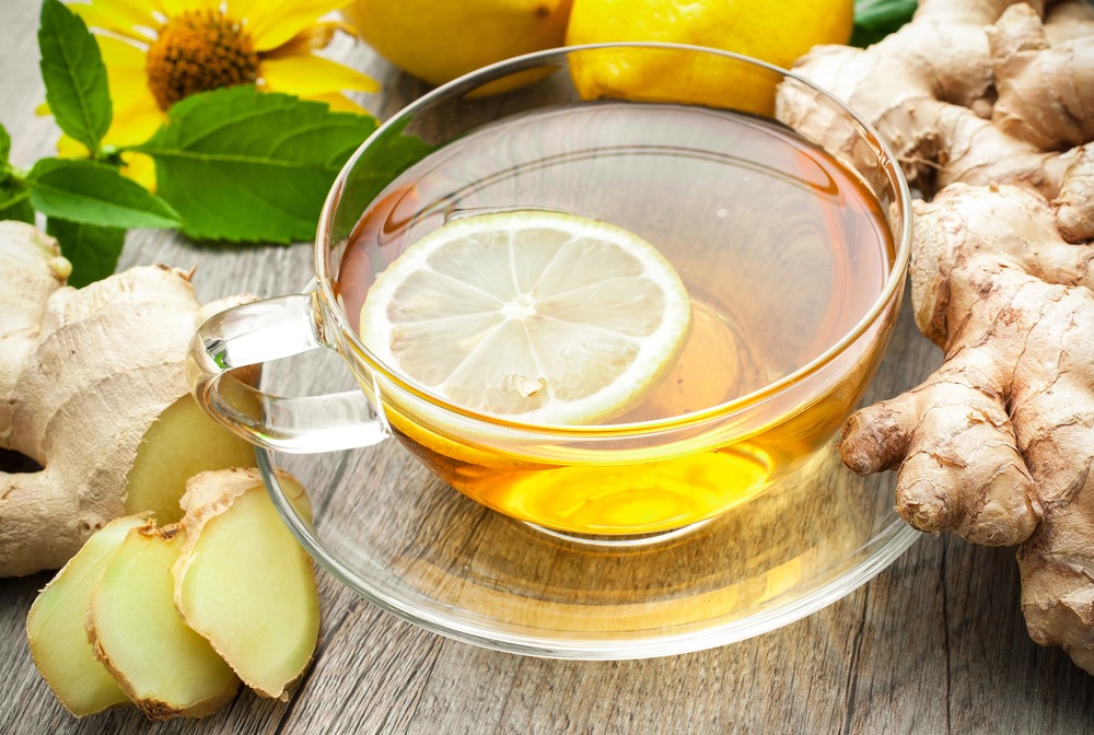 Ginger, lemon and honey tea for cold and flu
