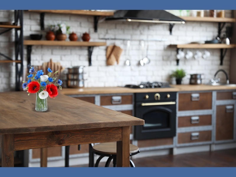 A rustic independence day summer floral arrangement.